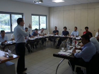 Corso IIAC conoscere il caff� per migliorare il proprio businesss uomo spiega